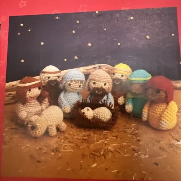 Nativity Crochet Kit Docrafts Simply Make Wool Felt Makes 9 Figures New Open Box - Picture 5 of 5